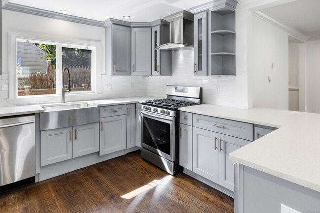 Photo - 47 Riverside Ave