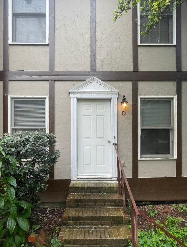 Photo - 129 Arcadia Ln Unit D
