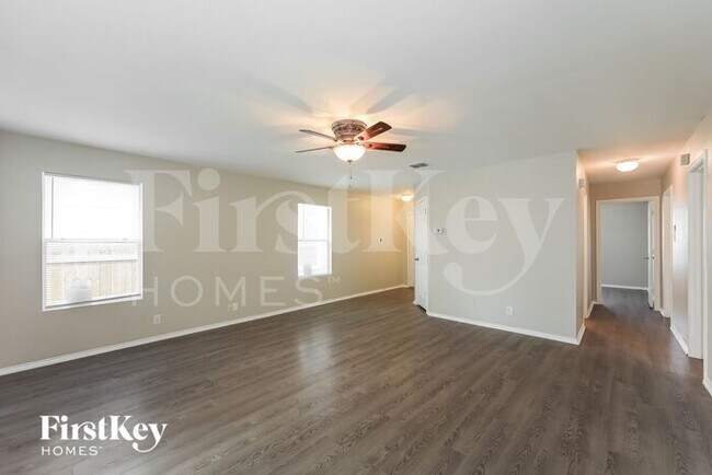 Photo - 127 Quince Flower