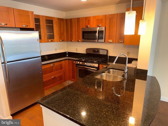Photo - 5750 Bou Ave Unit 917
