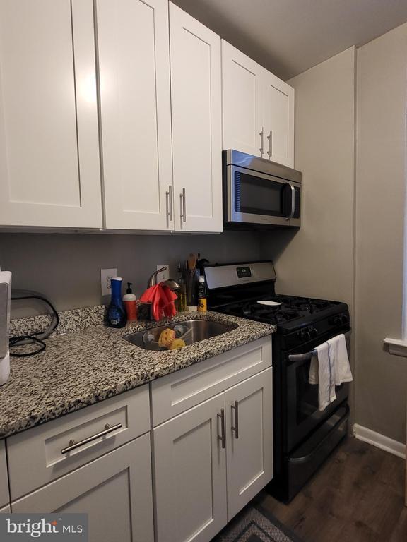 Photo - 135 S 19th St Unidad 702