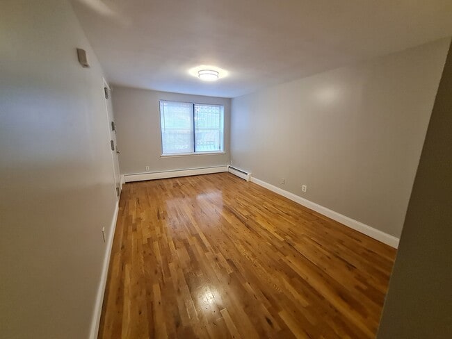 Photo - 138 W 132nd St Unit Garden - Free Month
