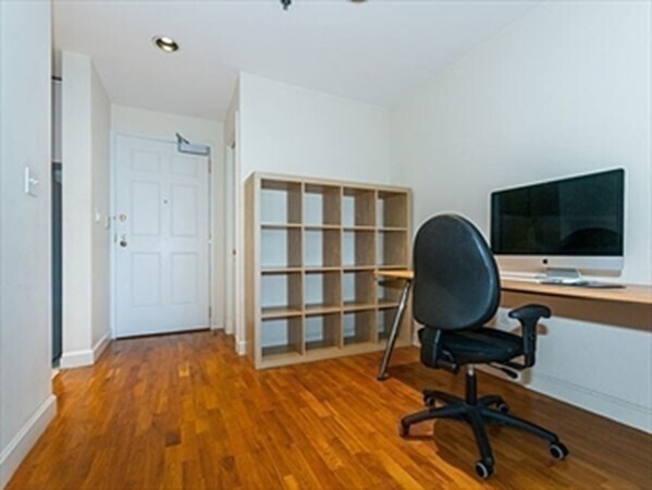 Photo - 354 Marlborough St Unit 505