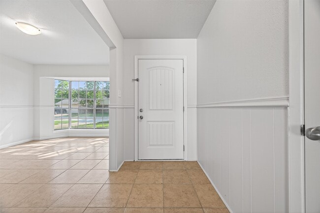 Photo - 22206 Red River Dr
