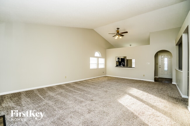 Photo - 230 Monarch Dr