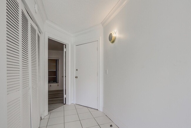 Photo - 342 Southwind Dr Condo Unit 109