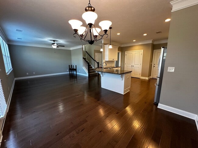 Photo - 977 Glenhaven Dr