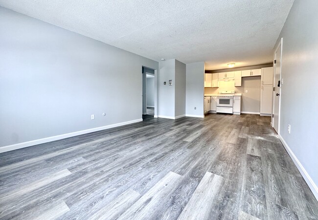 Silver Lake Apartments