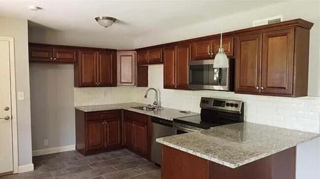 Photo - 1815 N 78th St