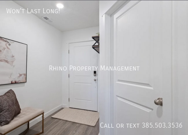 Photo - 1092 E Vessel Ct