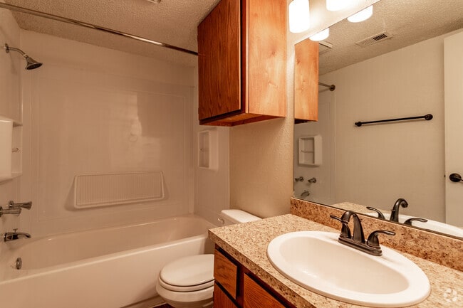 1BR, 1BA - Arrowhead