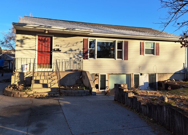 r815 Ave C - r815 Ave C Apartment Unit 815