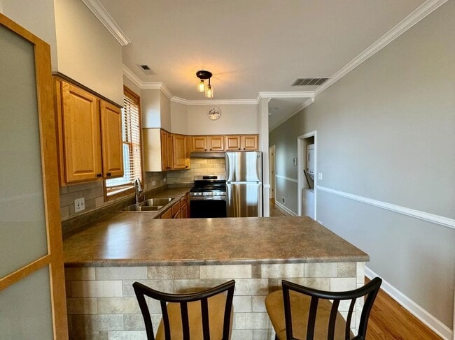 Photo - 1537 N Fairfield Ave Unit 2