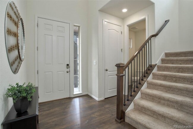 Photo - Lovely Newer 3 Bedroom Home