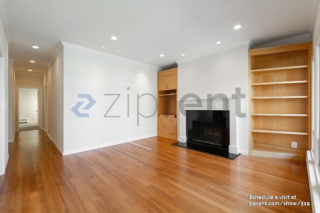 Photo - 625 Carolina St