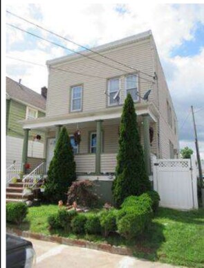 Photo - 75 Atlantic St Unit 1