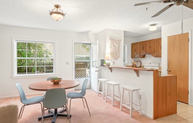 Photo - 1701 Castile St