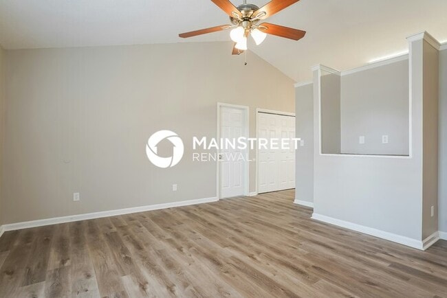 Photo - 3 Bedroom Pet-Friendly Home in Zebulon, NC with Main Street Renewal