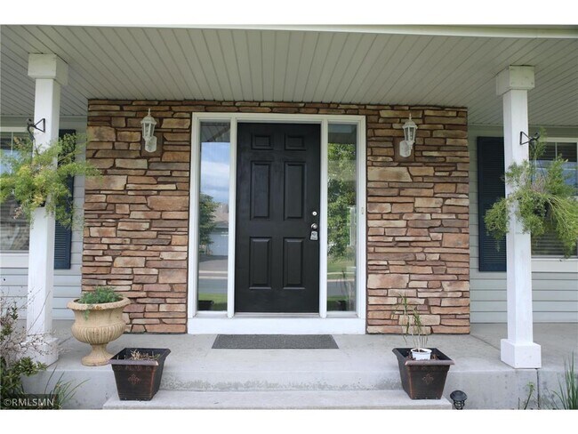 Photo - 16513 Dodd Ln