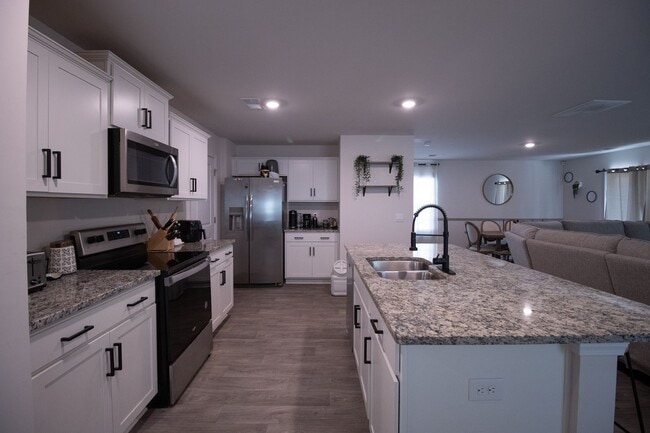 Photo - Stylish & Spacious 4 Bedroom Pet-Friendly Home in Bowden Village – 2034 Eldridge Rd, Columbia, SC...