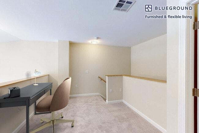Photo - 1000 Bay Dr Unidad FL1-ID5450A