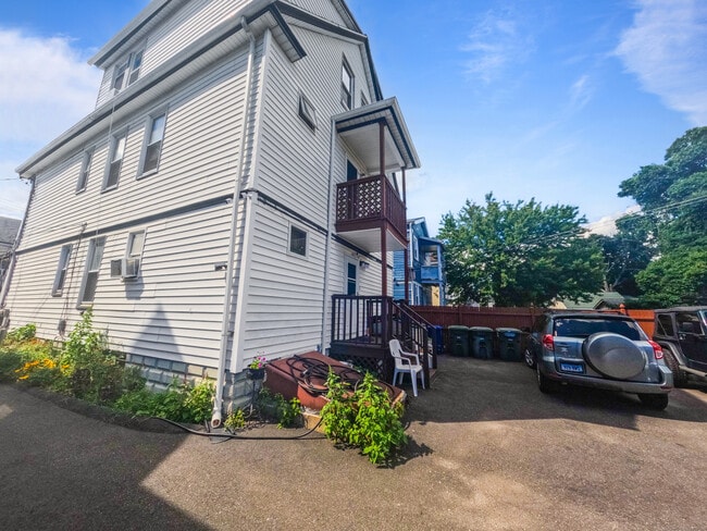 Photo - 532 Carroll Ave Unit 2