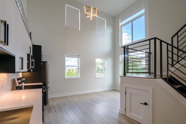 Photo - 2623 W Oxford St