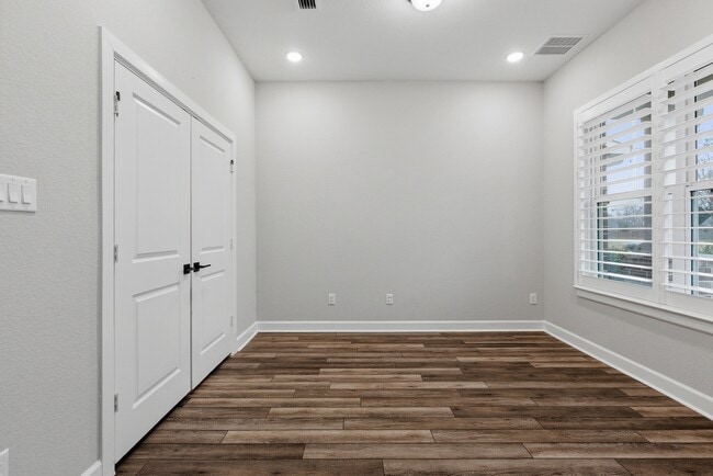 Photo - 2151 Creekside Breeze Dr