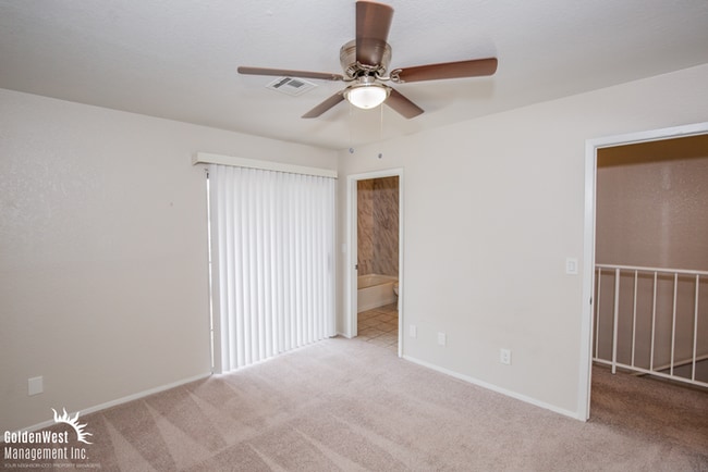 Photo - Spacious and Maintained 2Bdm 1.5Ba Townhome in Henderson.