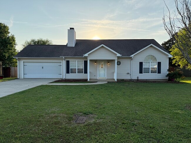 Photo - 116 E Pointe Cir House