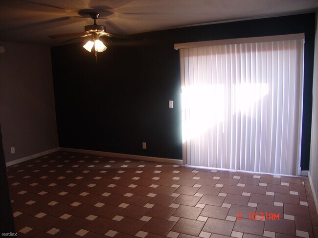 Photo - 2 br, 1 bath 4plex - 4708 East Caballero S...