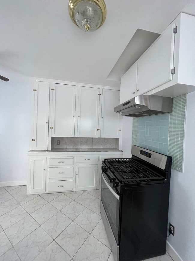 Photo - 3554 Arroyo Seco Ave