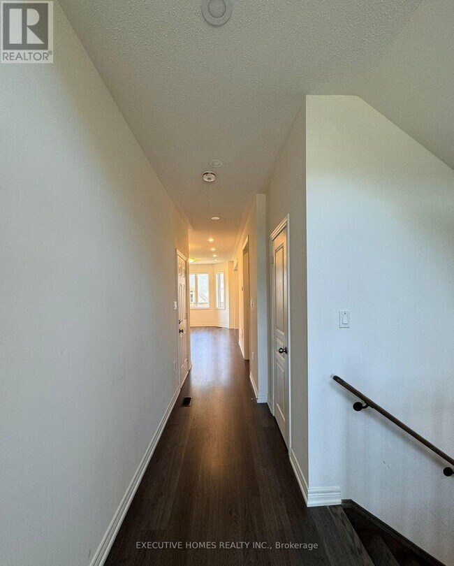 Photo - 506 Threshing Mill Blvd.