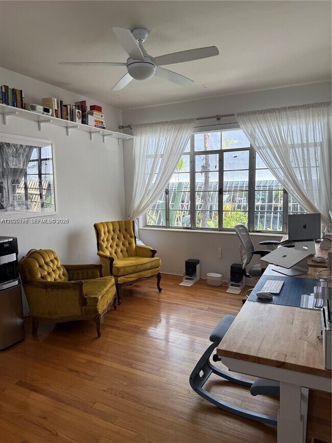 Photo - 817 Lenox Ave. Unidad 5
