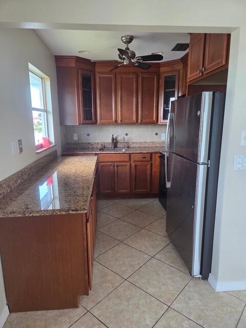 Photo - 384 Saxony Trail Unit 384
