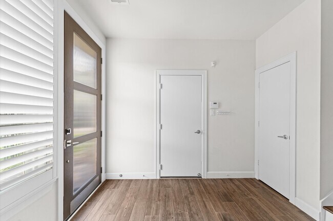 Photo - 312 Eado Park Cir