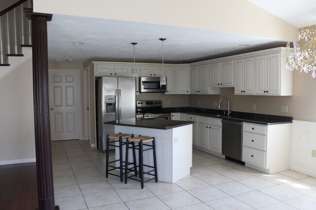 Kitchen - 11B Abigail Dr