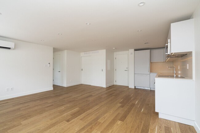 Photo - 4 Overland Drive Unit 101