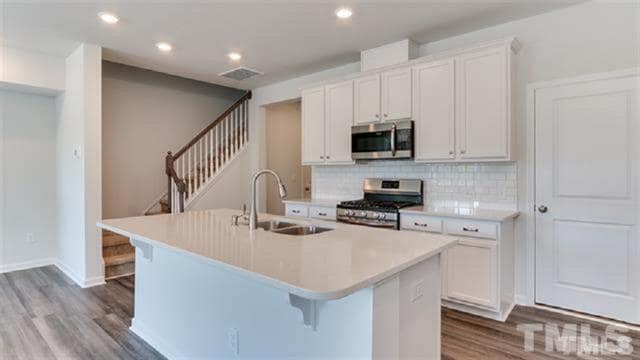 Building Photo - 116 Cambria Ln