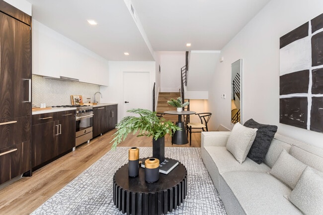 Photo - 1288 Howard St