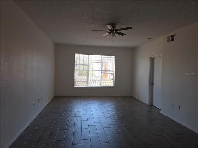 Photo - 5554 Metrowest Blvd Unit 202