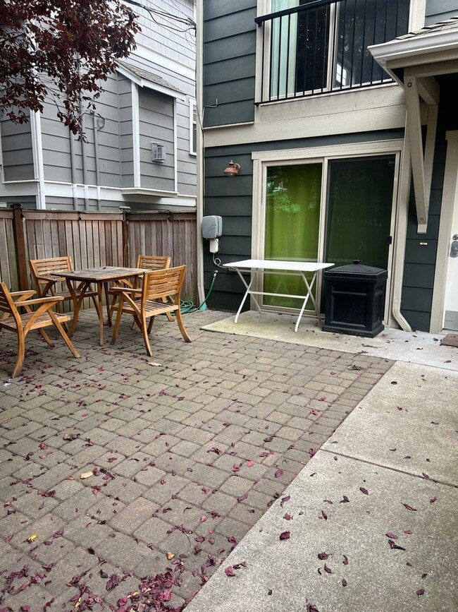 Photo - Available 1/1! Cozy townhouse in the Mt Ba...