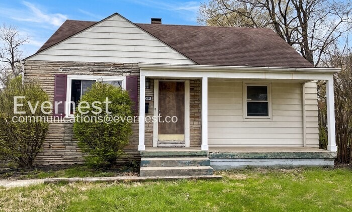3 Bed/1 Bath Home with Fenced Yard / Pet-Friendly / Vouchers Accepted / Coming Soon! - 3 Bed/1 Bath Home with Fenced Yard / Pet-Friendly / Vouchers Accepted / Coming Soon!