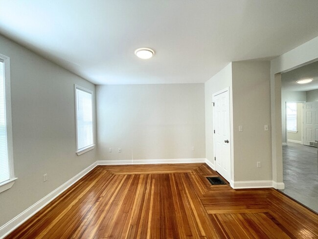 Photo - 25 Bennett St Unit 3