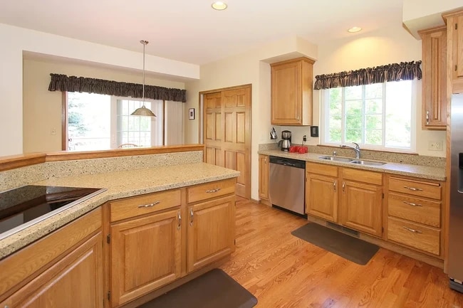 Photo - 4990 Nightshade Cir