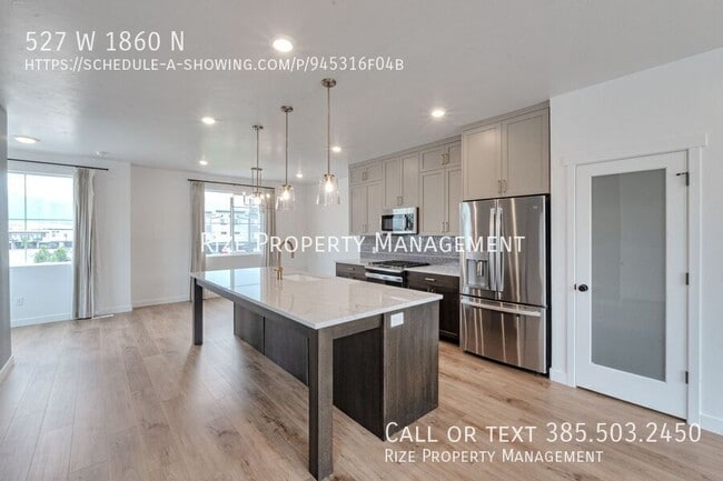 Building Photo - 527 1860 N