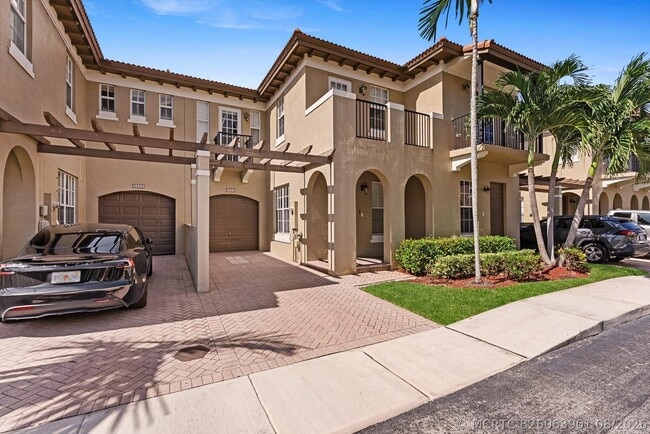 Photo - 6884 Julia Gardens Dr