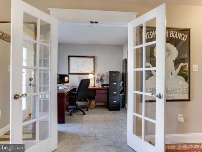 Building Photo - 206 Tilden Way