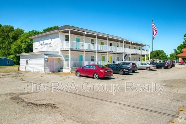 Building Photo - 3807 Woodlawn St Unit 8 Rental