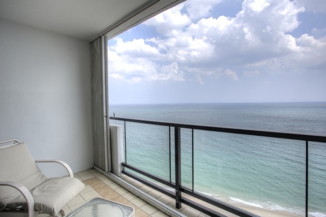 Building Photo - 1500 S Ocean Blvd Unit 1505 Rental